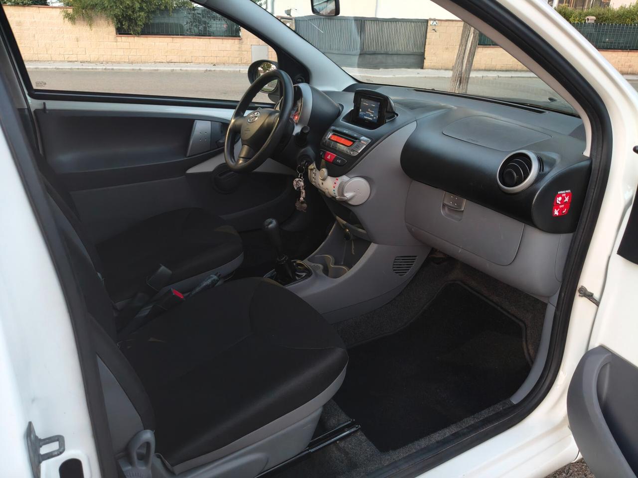 Toyota Aygo 1.0 SOLO 76.000 KM NAV