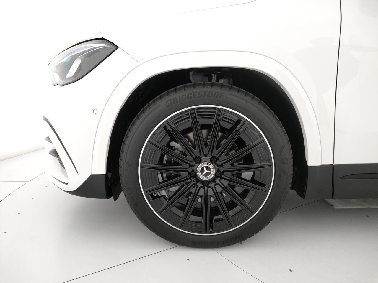 Mercedes-Benz GLA 200 d