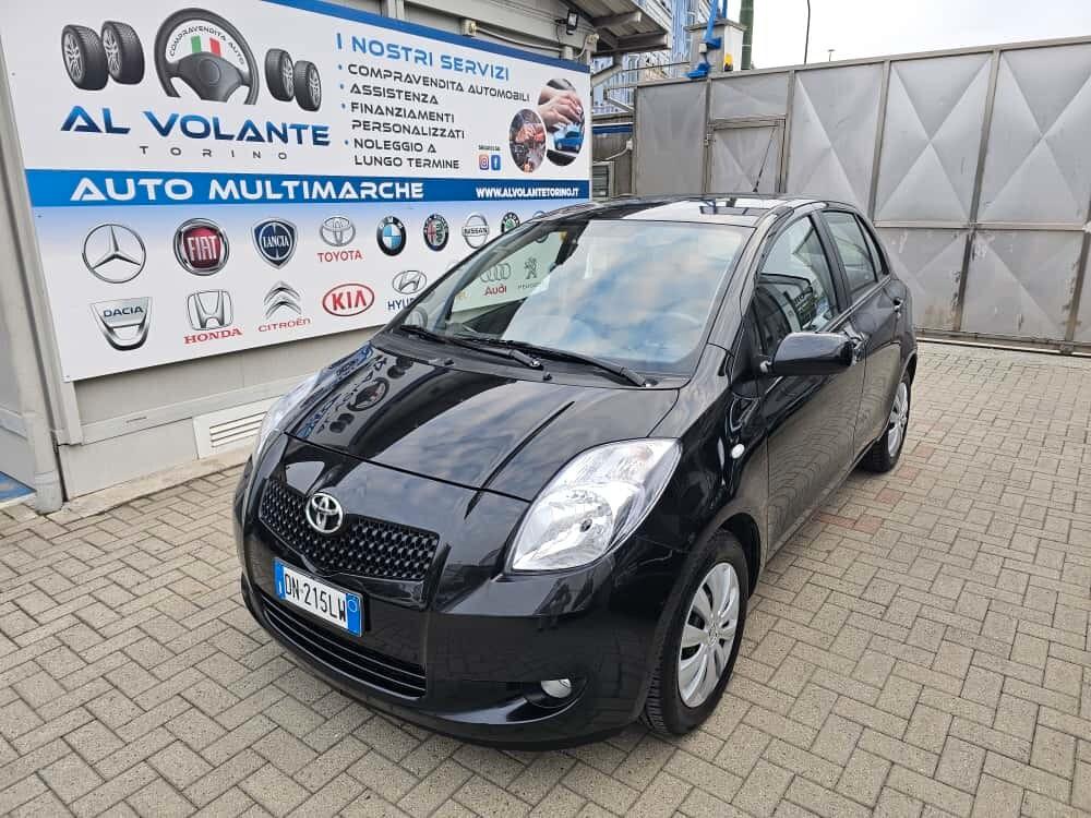Toyota Yaris 1.3 5 porte - Unico proprietario