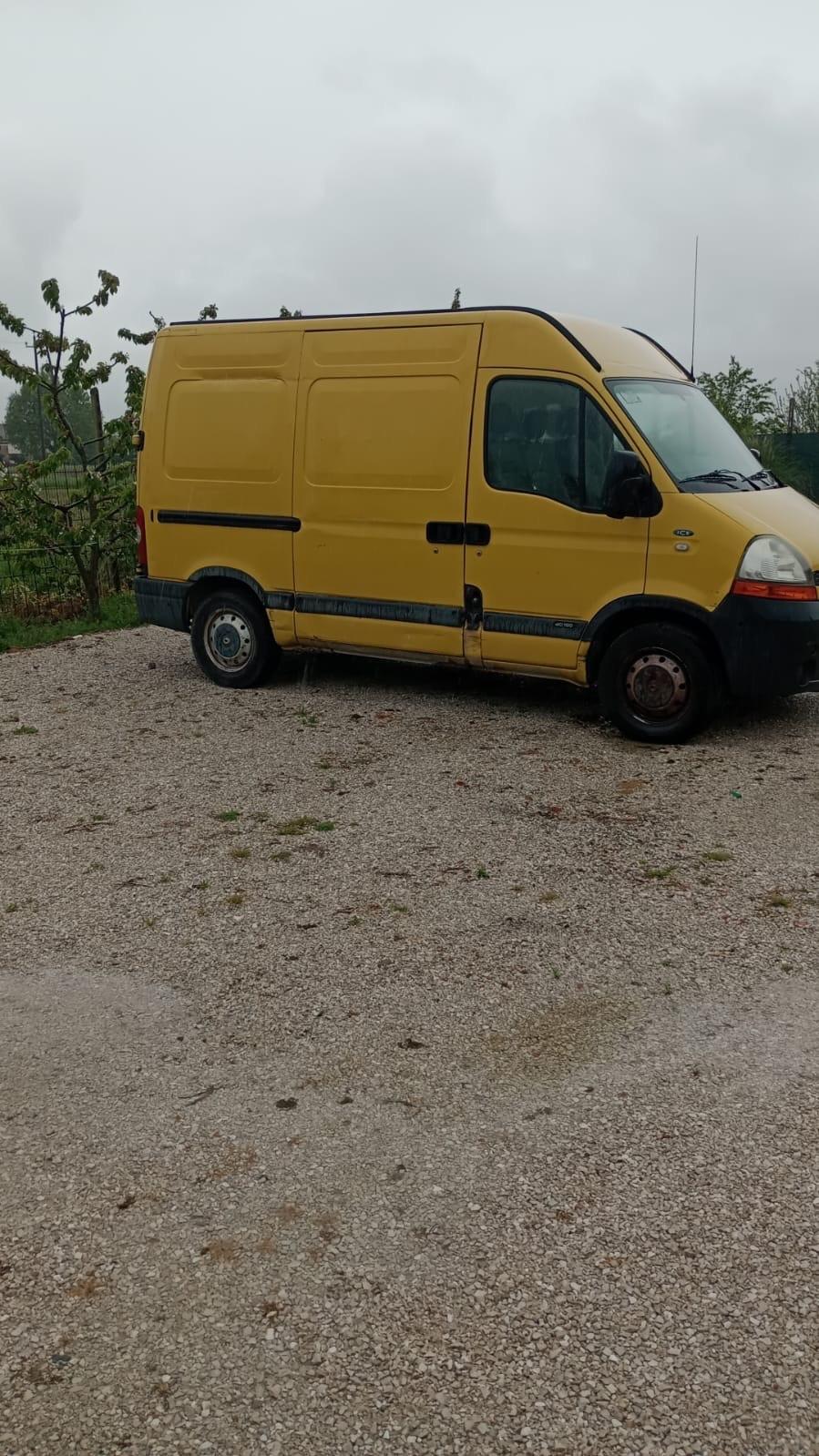 Renault Master T28/100 2.5 dCi PC-TN Furgone Ice