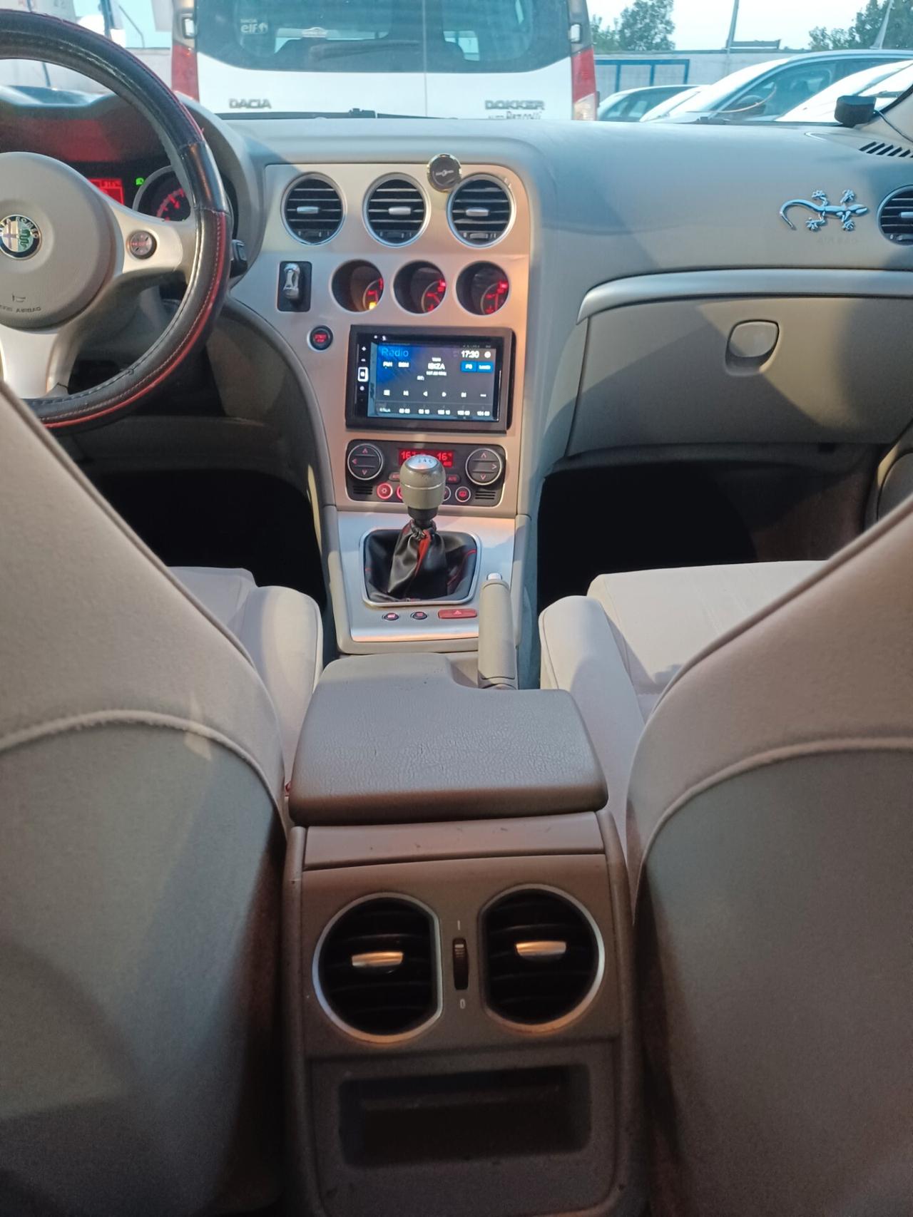 Alfa Romeo 159 1.8 BENZINA SPORTWAGON DISTINCTIVE
