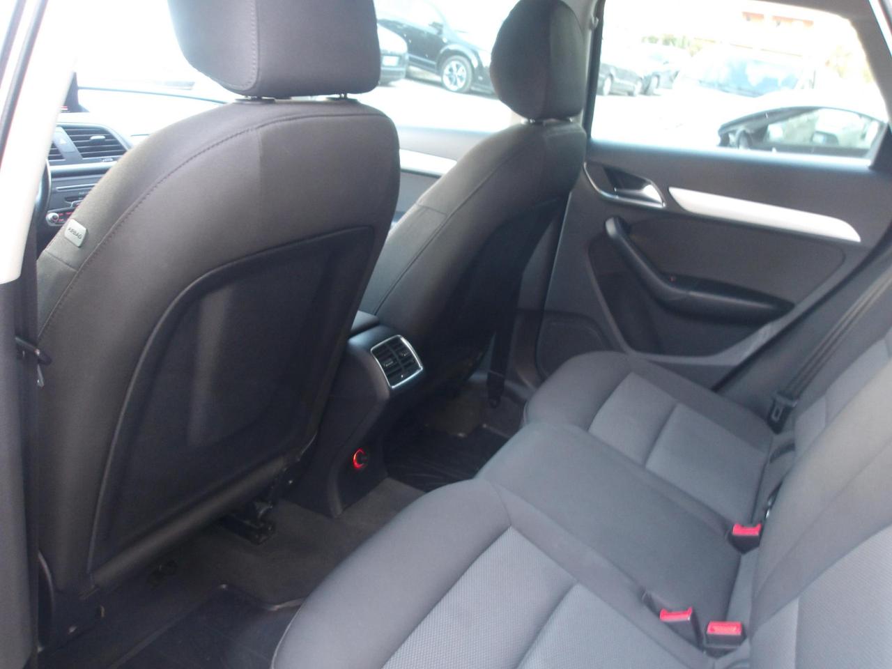 Audi Q3 2.0 tdi Business 150cv