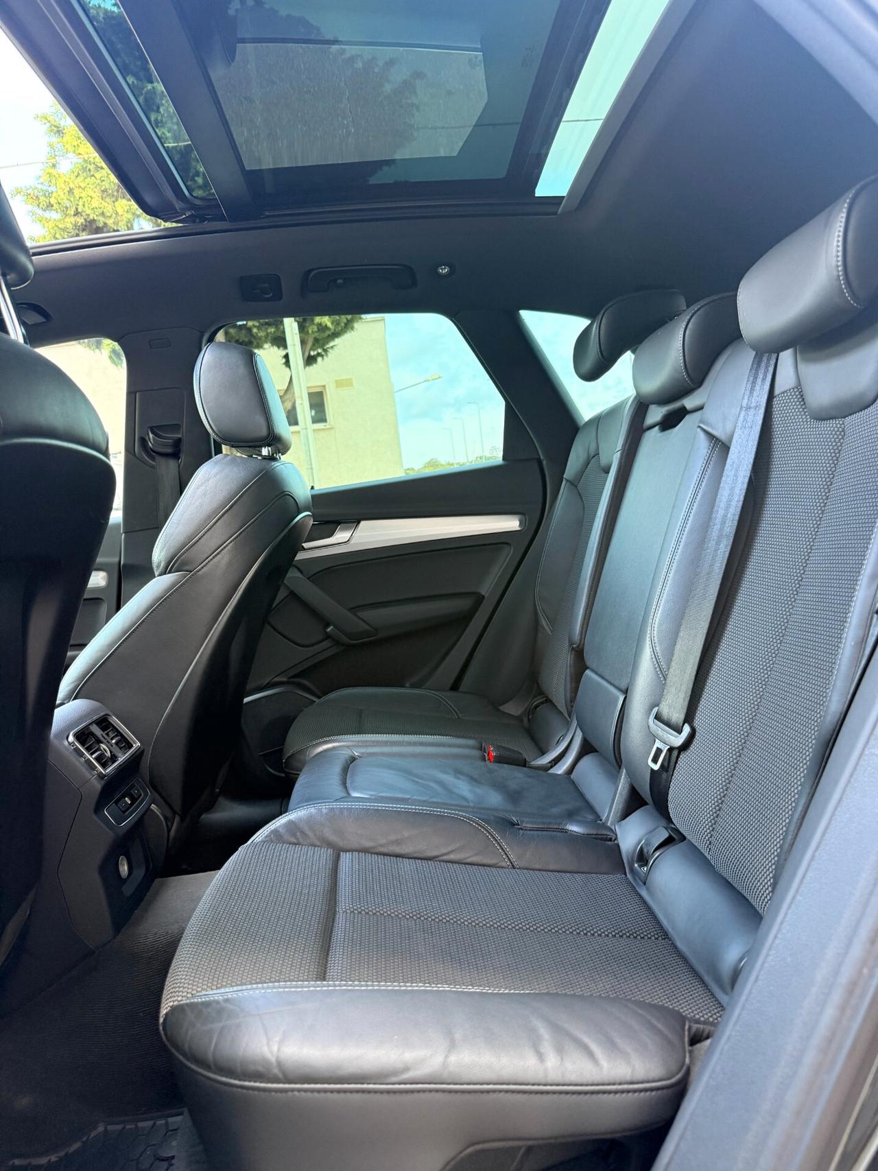 Audi Q5 40 tdi 2.0 S-line Plus quattro s-tronic TETTO APRIBILE,VIRTUAL COCKPIT,APPLE CARPLAY,PELLE,ANDROID A