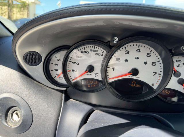 PORSCHE 996 911 Coupe