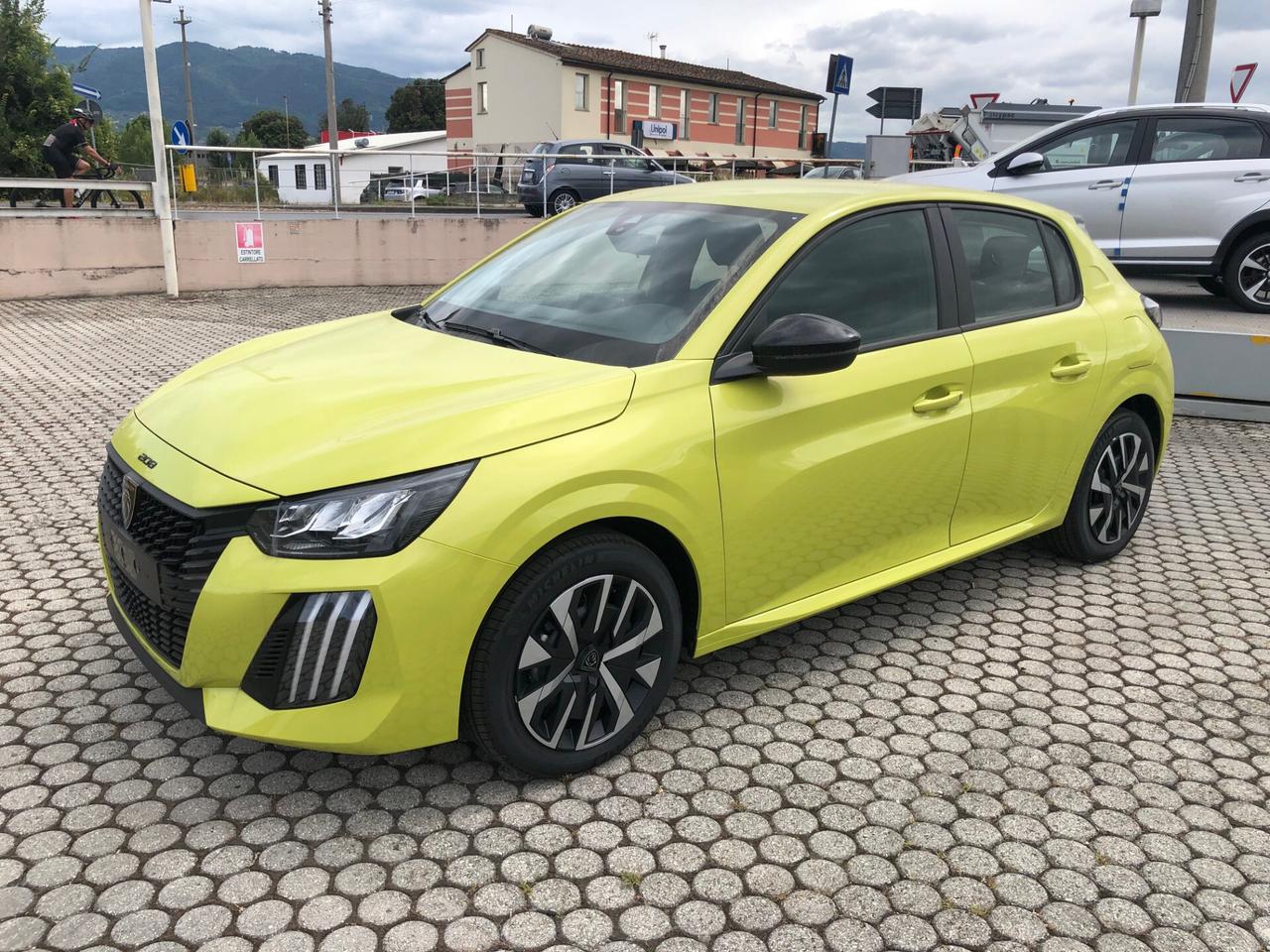 Peugeot 208 PureTech 100 Stop&Start 5 porte Allure