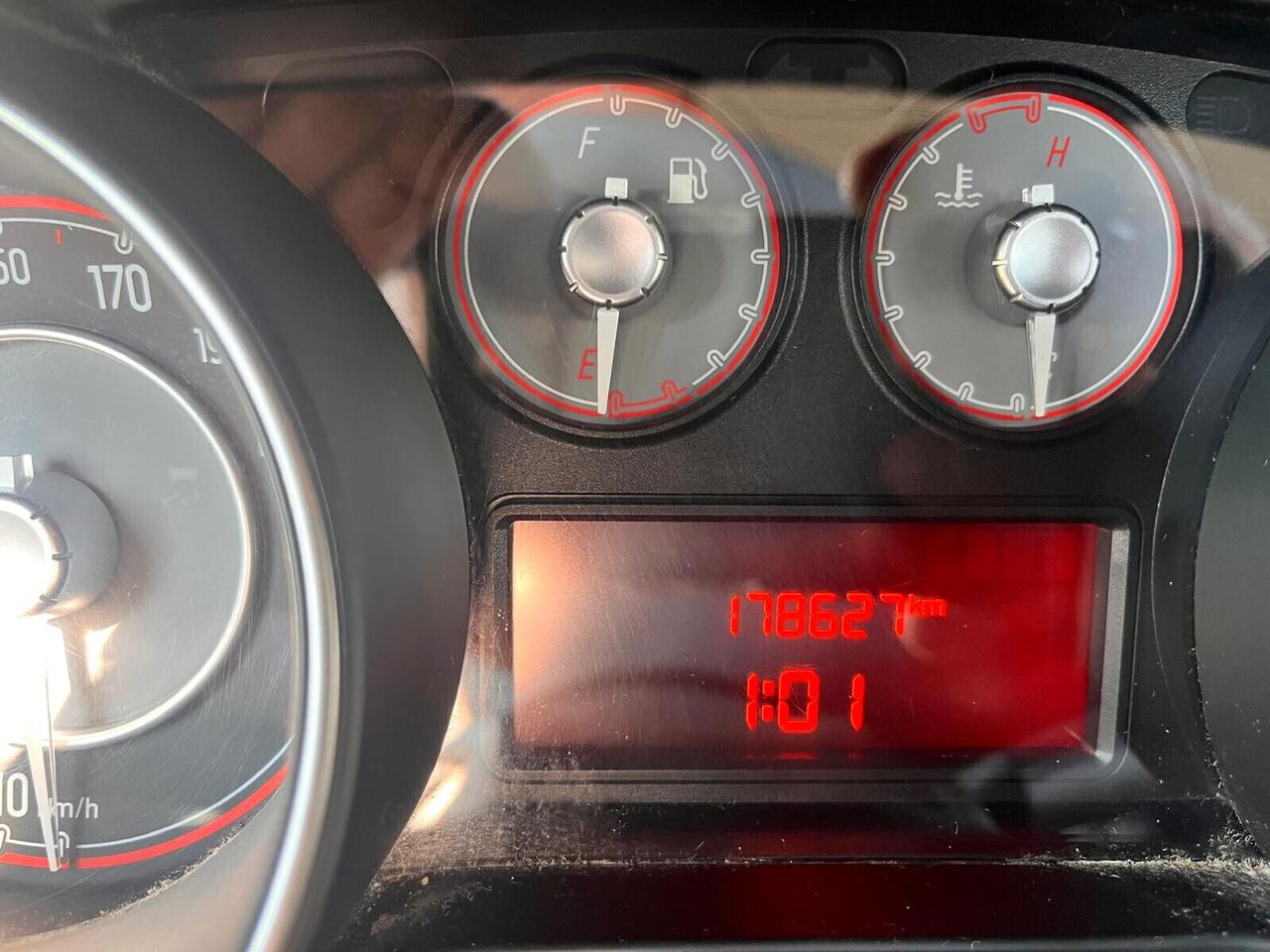 Fiat Punto 1.3 MJT II S&S 95 CV 5 porte Street