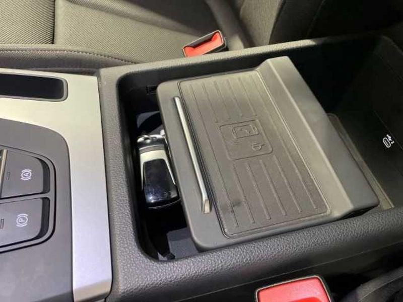 Audi Q5 II 2020 40 2.0 tdi mhev 12V S line quattro s-tronic