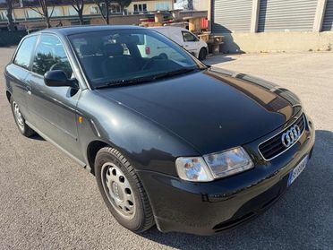 AUDI A3 1.9 TDI/110CV cat 3p. Ambiente Stupenda Bellissima