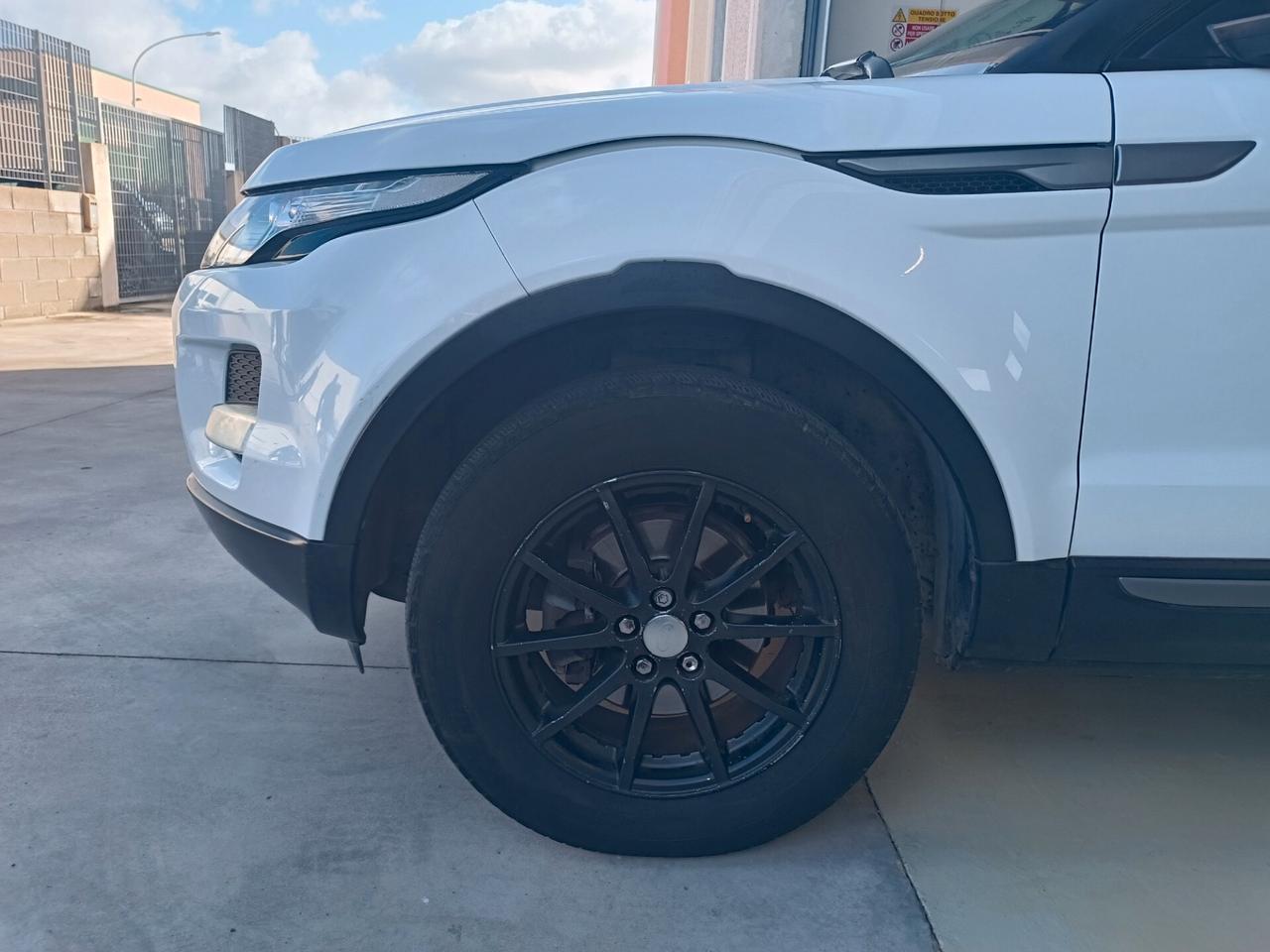 Land Rover Range Rover Evoque Range Rover Evoque 2.2 TD4 5p. Pure Tech Pack Launch Edition
