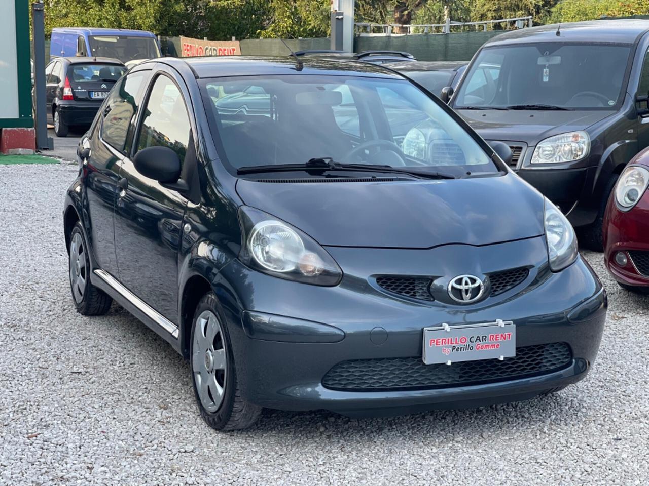 Toyota Aygo 1.0 12V VVT-i 5 porte Sound