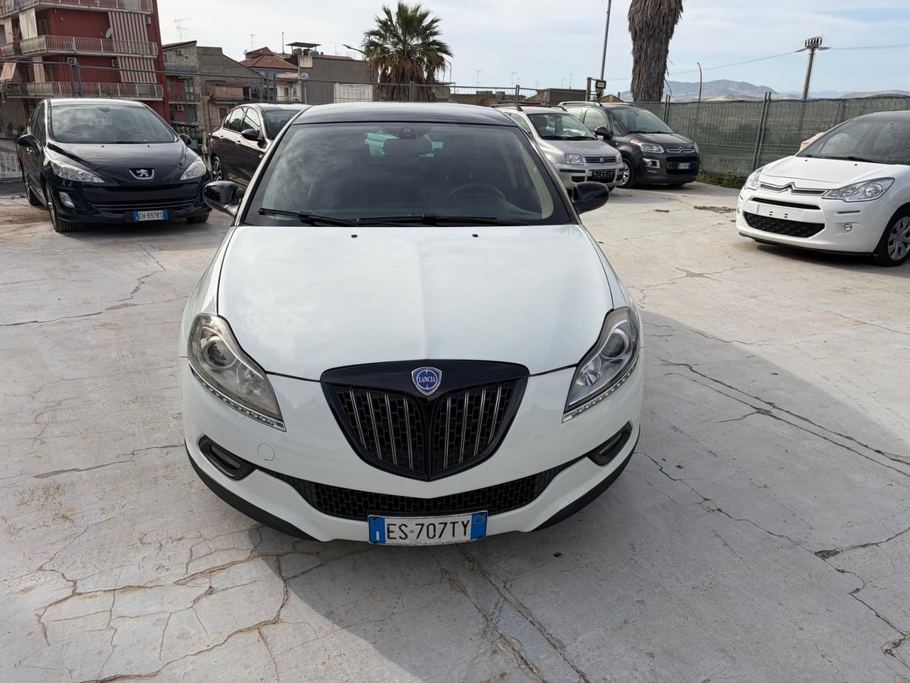 Lancia Delta 1.6 MJT DPF Selectronic Platinum