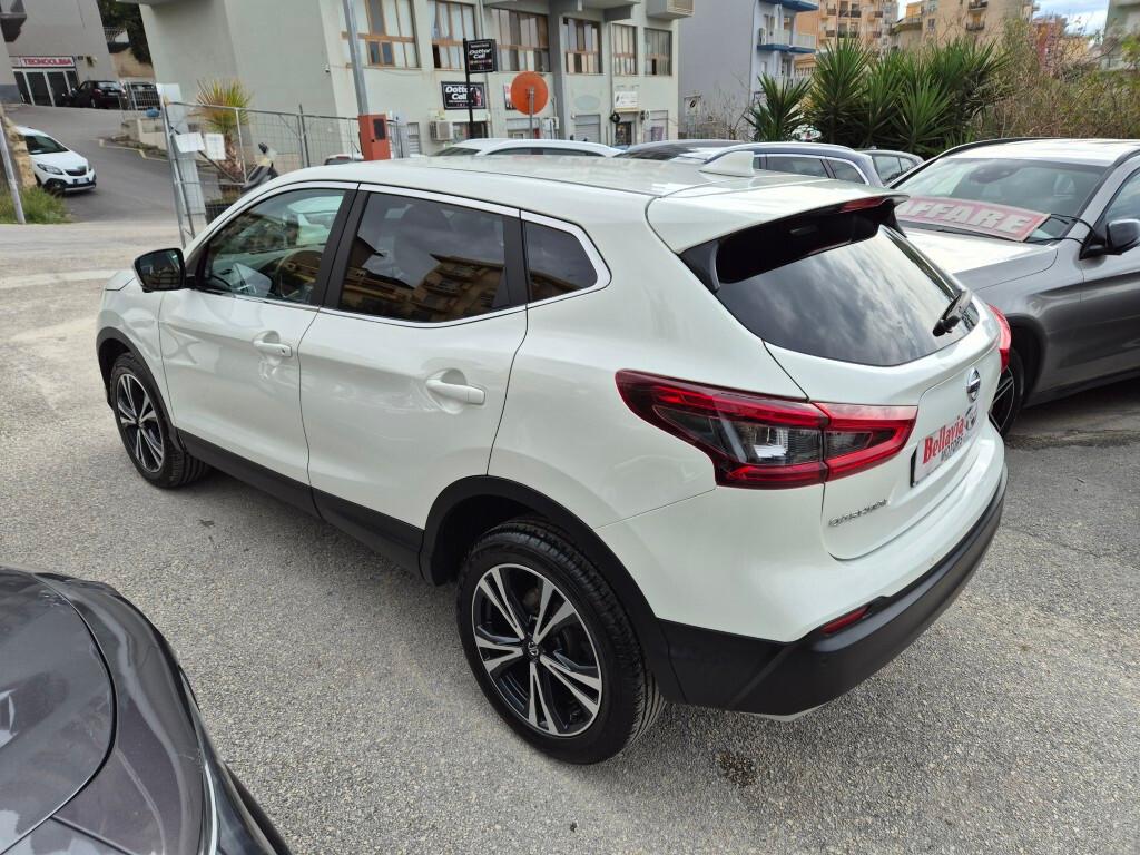 Nissan Qashqai 1.5 dCi 115 CV DCT CERCHI 18