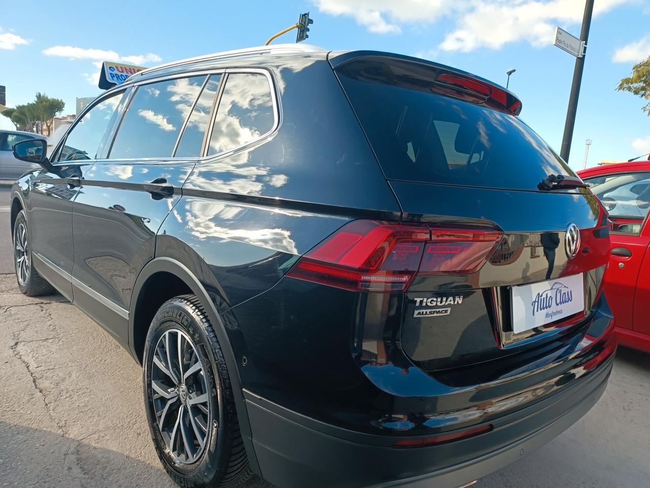 Volkswagen Tiguan con Tetto apribile