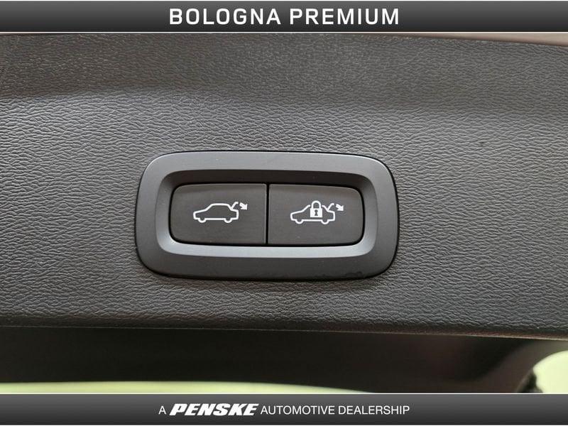 Volvo XC40 XC40 B3 automatico Core