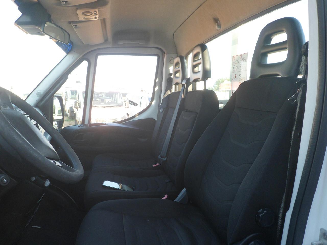 Iveco daily 35c13 cassone con pedana