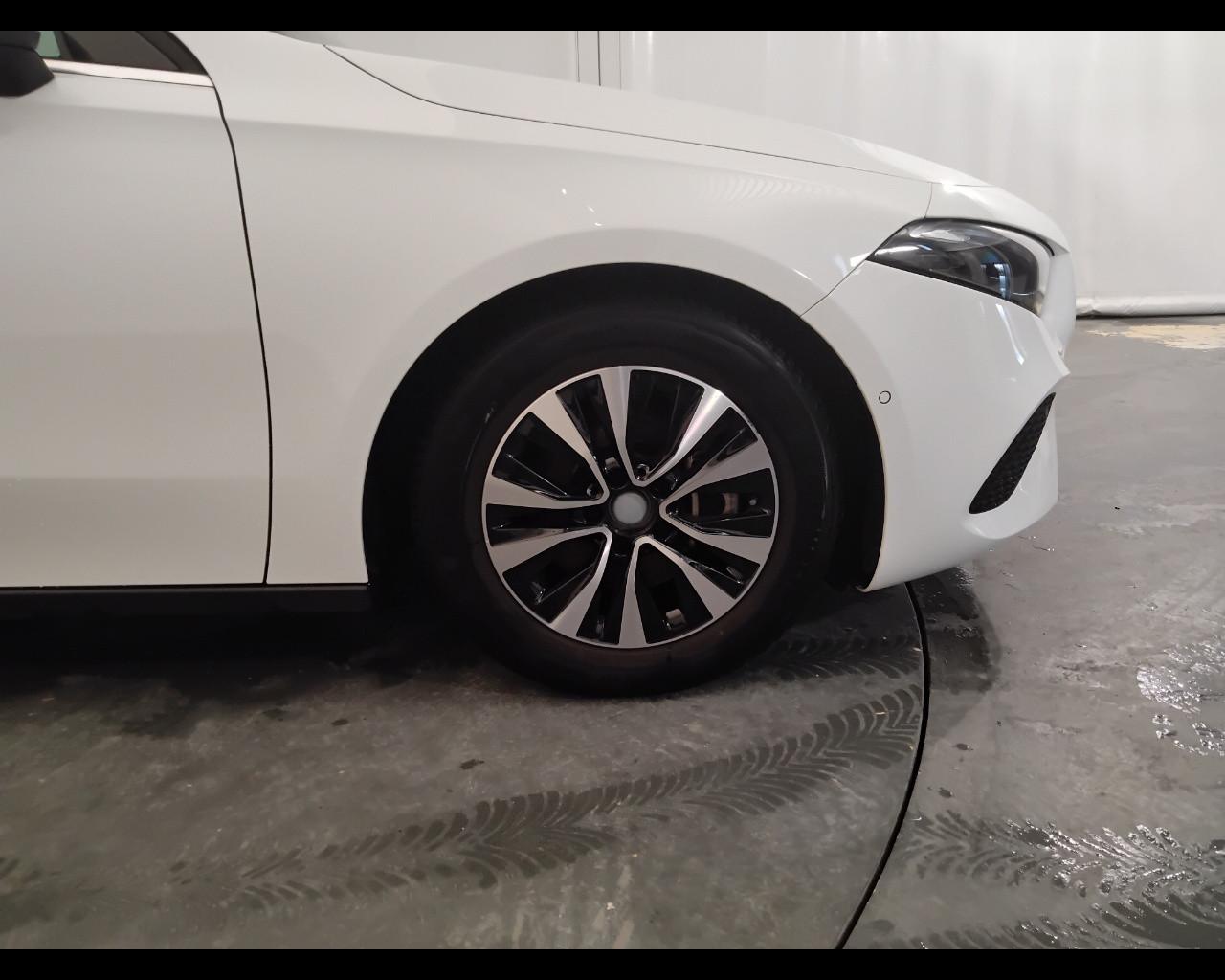 Mercedes-Benz Classe A - W177 2023 - A 180 d Advanced auto