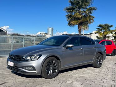 Volkswagen Passat 2.0 TDI DSG Executive FINANZIABILE