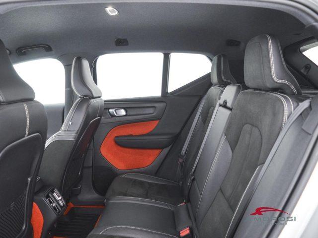 VOLVO XC40 B4 AWD Geartronic R-design