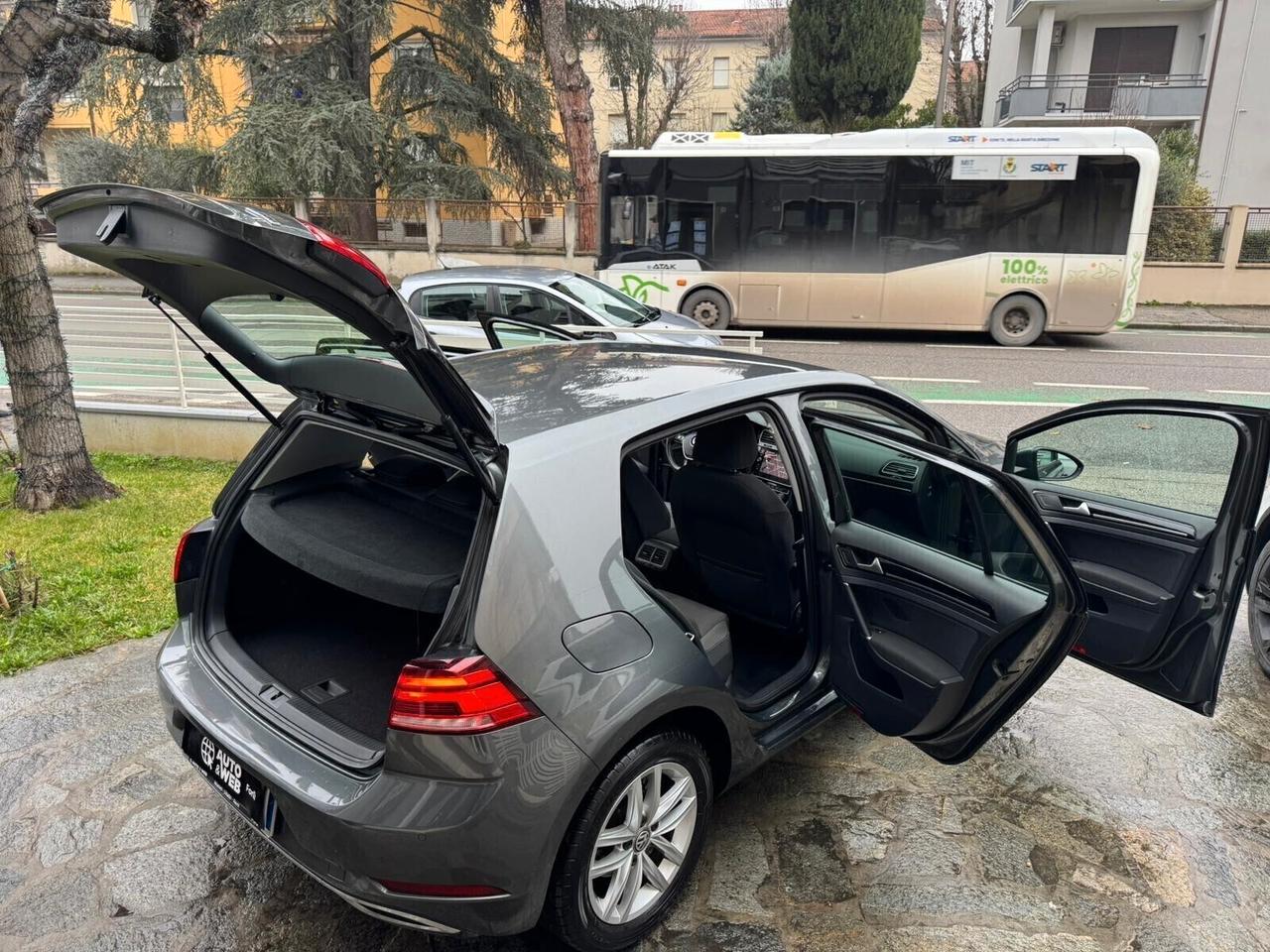 WV GOLF 1.4 TGI 5p. EXECUTIVE BLUEMOTION NEOP