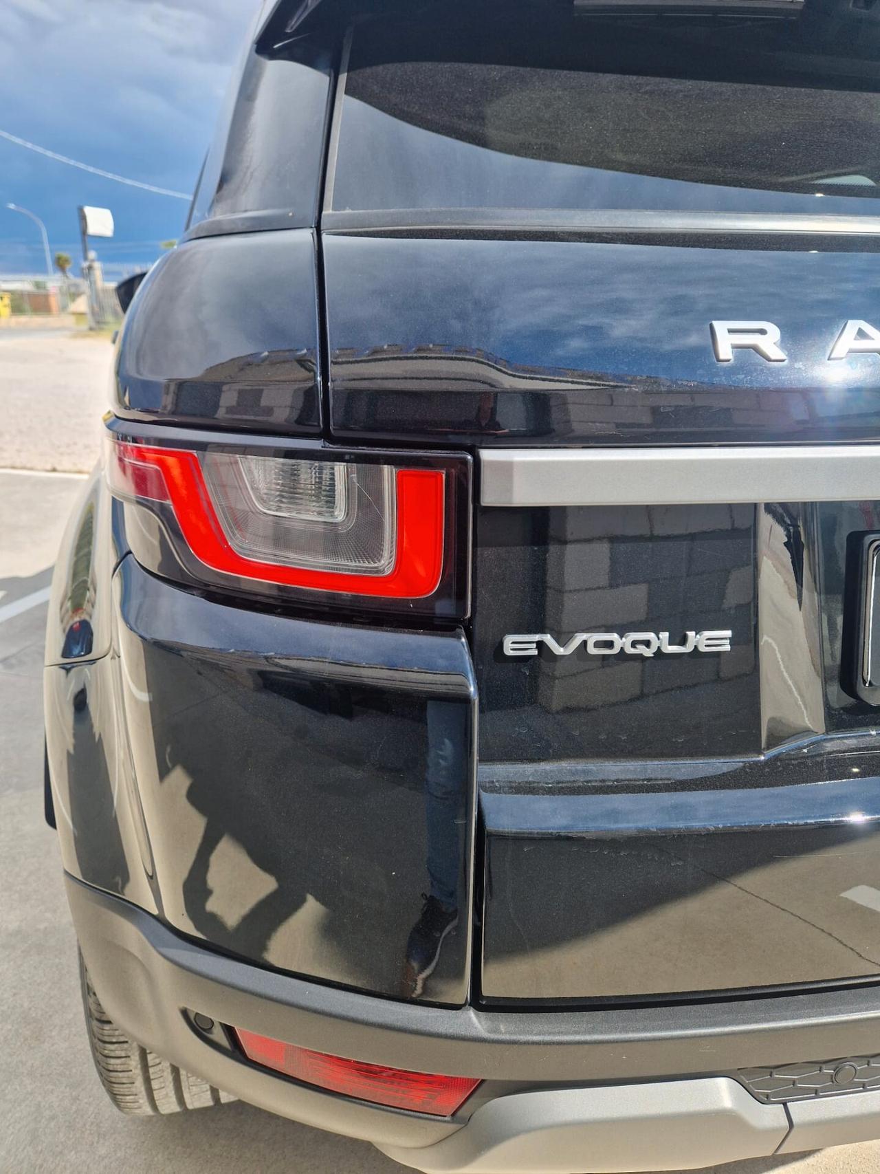 Land Rover Range Evoque 2.0 TD4 150 CV 5p. SE Dynamic