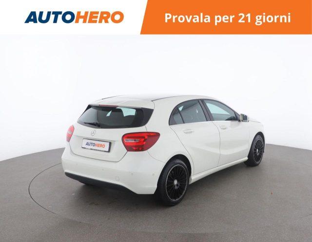 MERCEDES-BENZ A 180 d Automatic Business