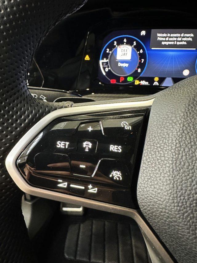 VOLKSWAGEN Golf 1.5 eTSI 150 CV EVO ACT DSG R-Line-18"-Tetto-IQ