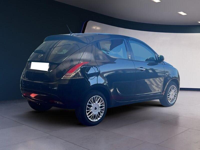 Lancia Ypsilon 1.2 69cv Platinum