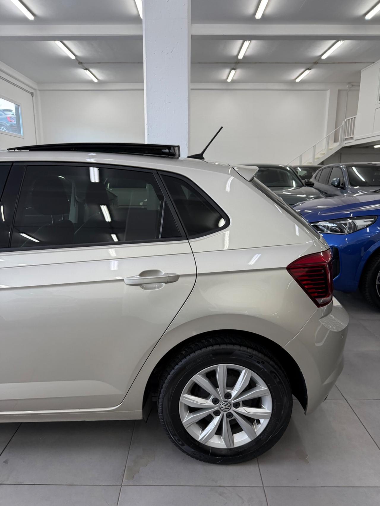 VW Polo 1.6 TDI 95 CV DSG TETTO FINANZIABILE