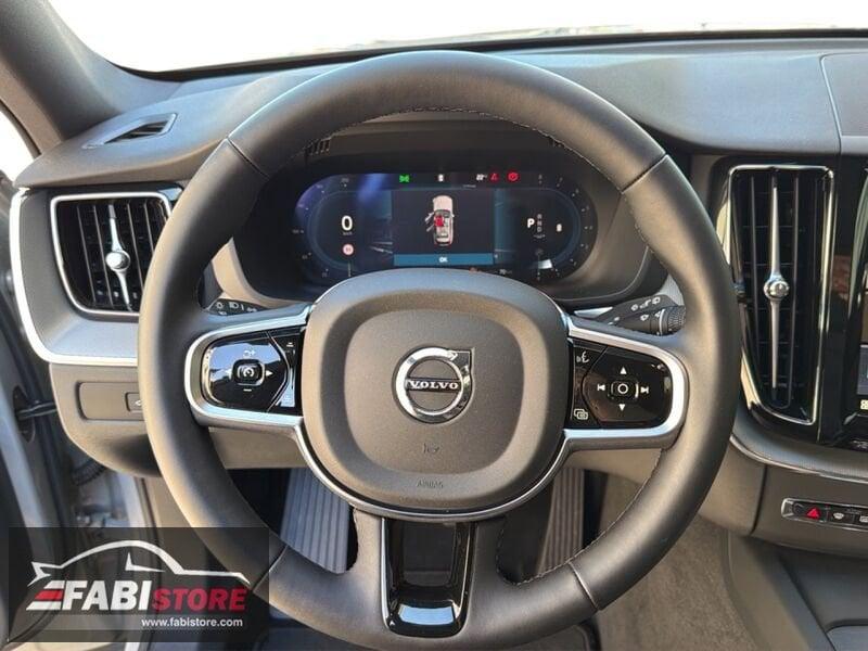 Volvo XC60 B5 AWD 250 Cv R-Design Plus Dark - KM/0