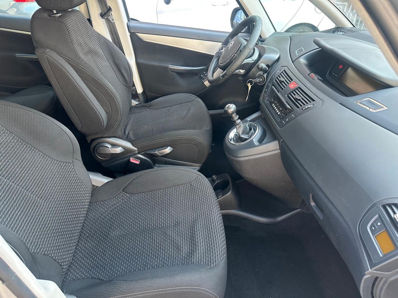 Citroen C4 Picasso 1.6 HDi 110 FAP Attraction
