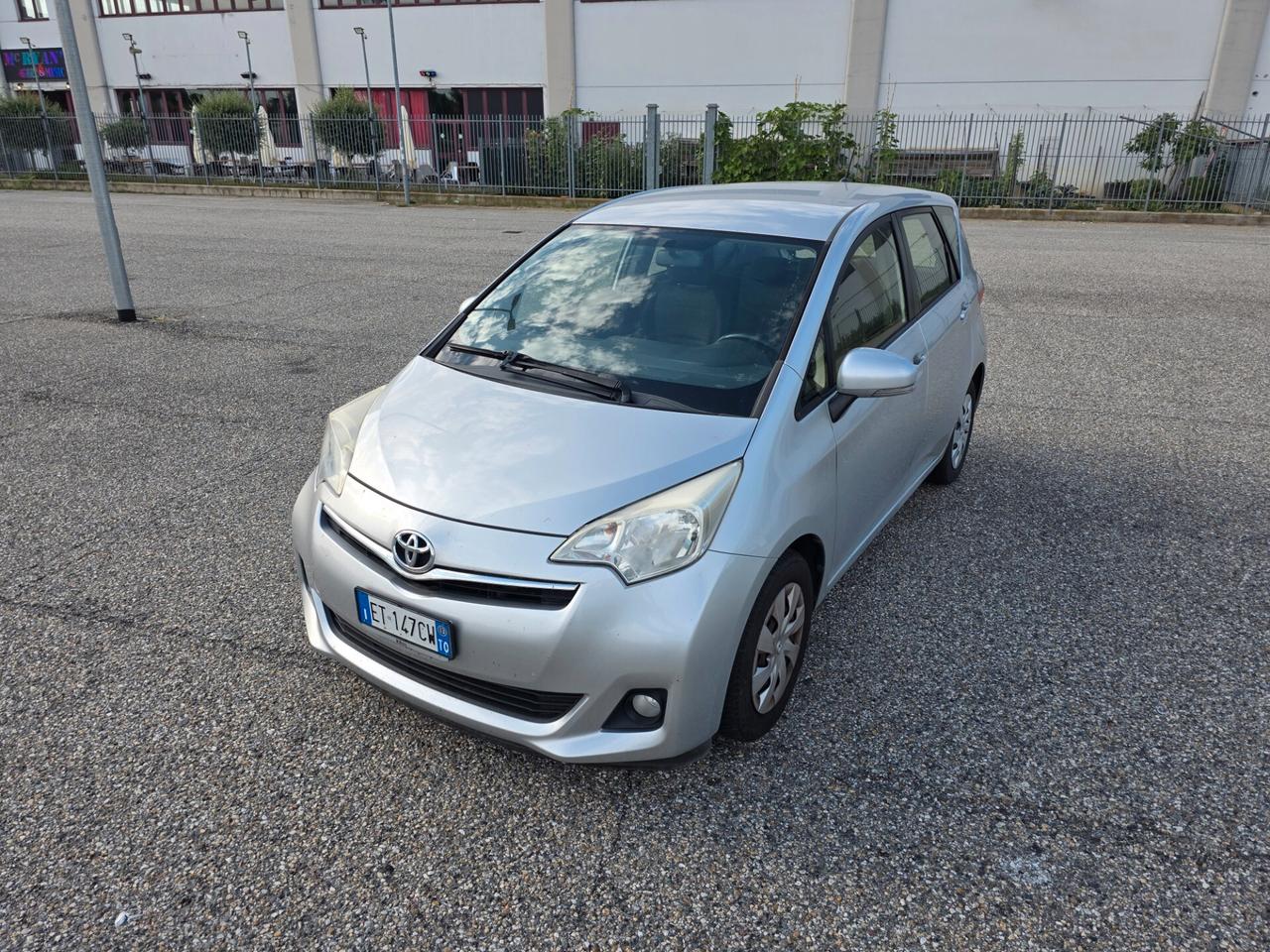 Toyota Verso-S 1.4D MT Style TAGLIANDI UFFICIALI
