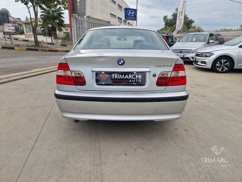 BMW Serie 3 320d turbodiesel cat 4 porte Eletta