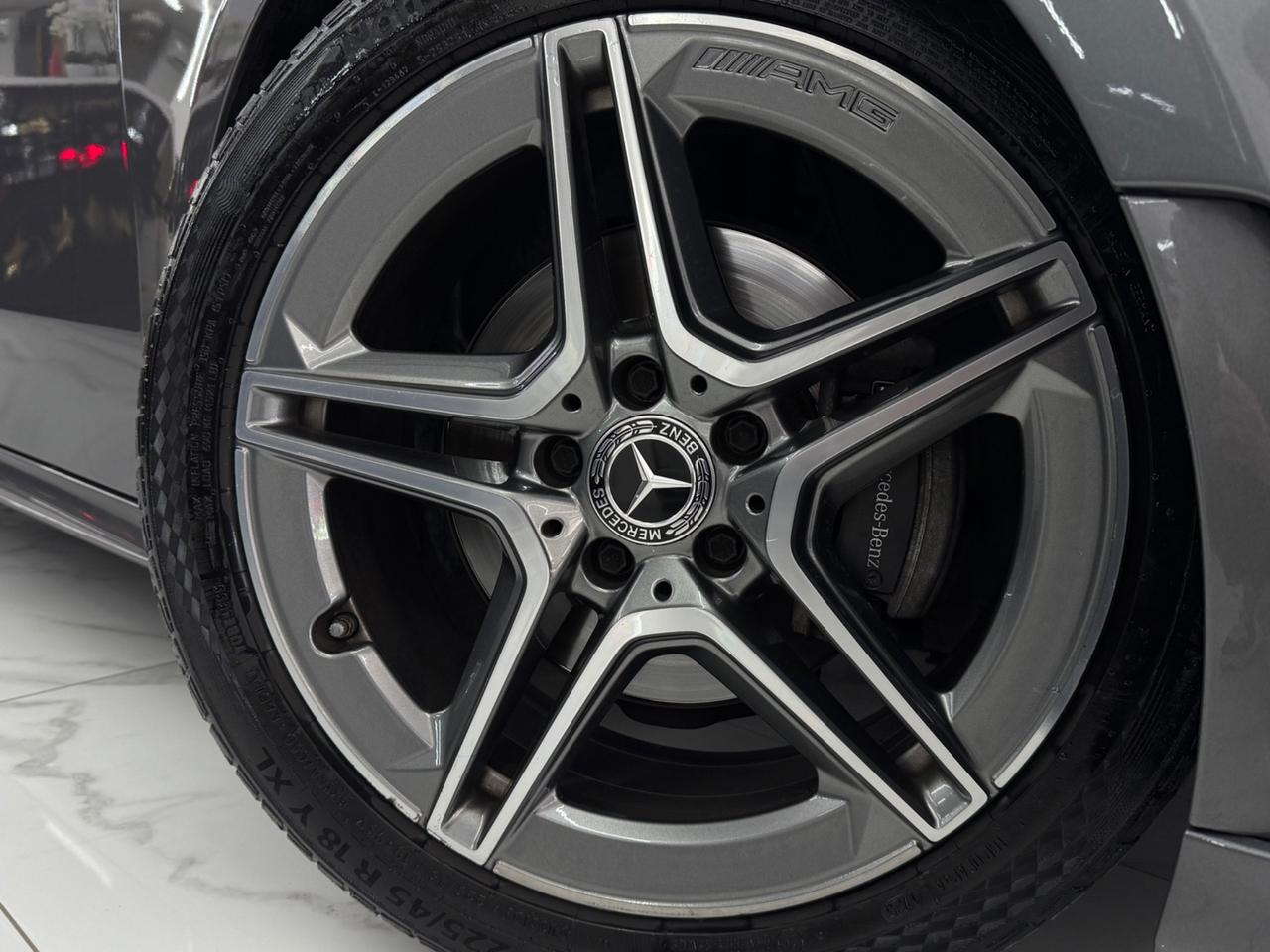 Mercedes-benz Classe A 180d Premium AMG