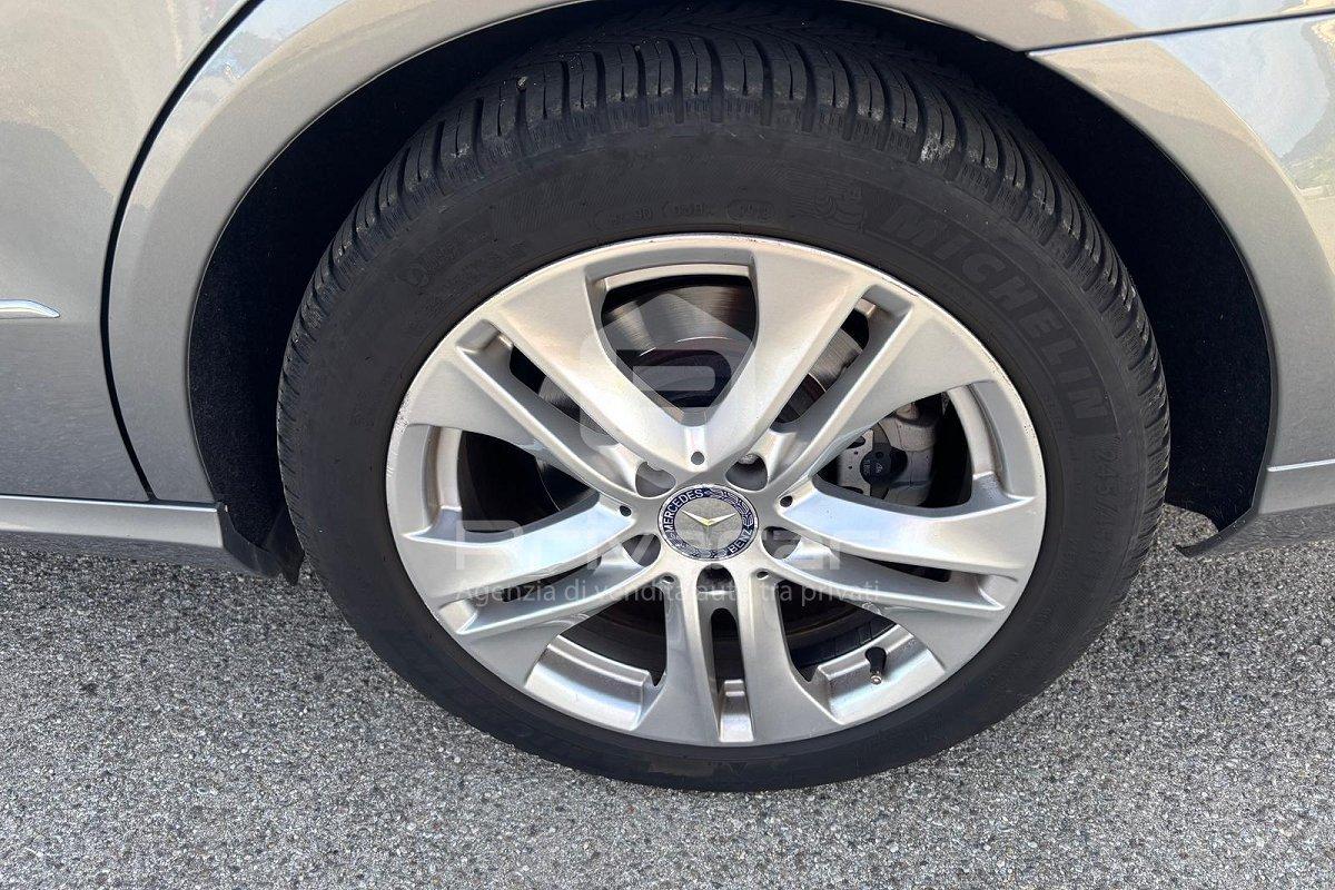 MERCEDES E 350 CDI BlueEFFICIENCY 4Matic Elegance