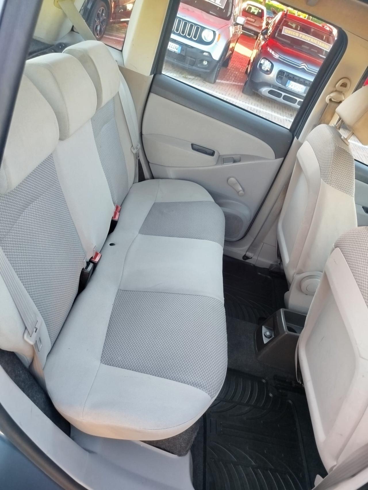 Fiat Idea 1.4 16V Emotion