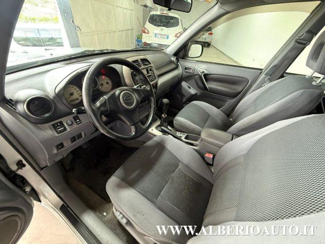 TOYOTA RAV 4 MY23 RAV4 2.0 Tdi D-4D cat 5 porte