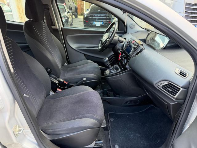 LANCIA Ypsilon 1.2 69 CV 5 porte S&S GOLD