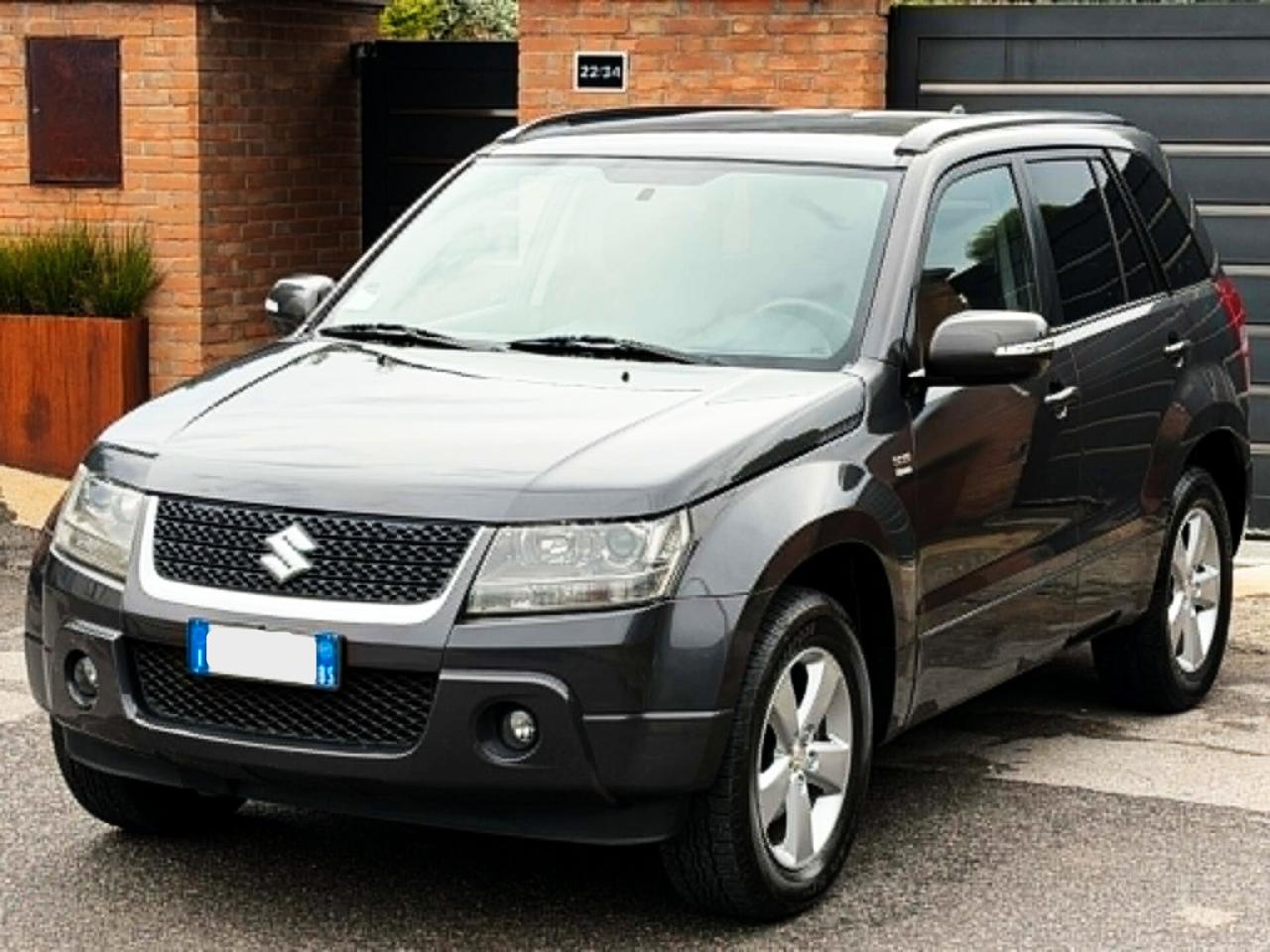 Suzuki Grand Vitara 5p1.9d 120CV-4x4-104.000km-GARANZIA-2010