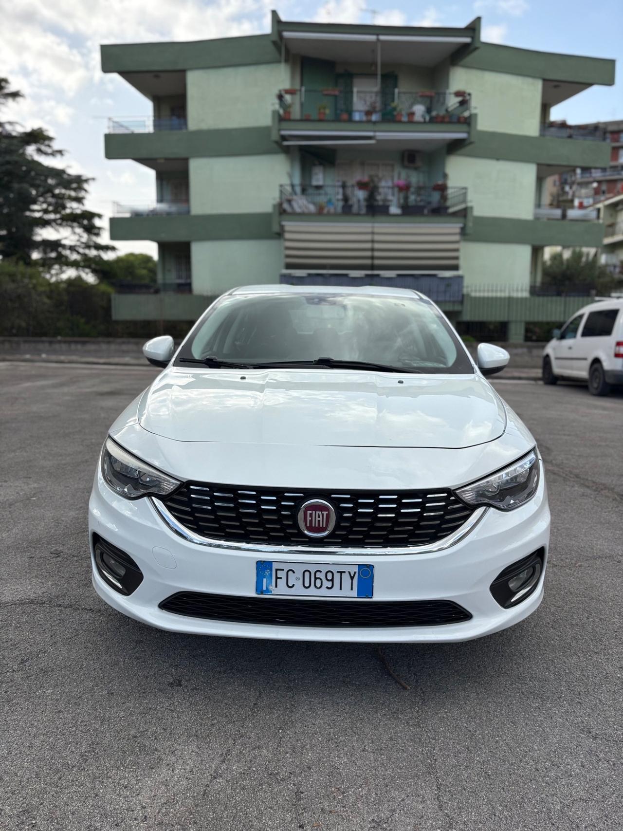 Fiat Tipo 1.4 cc Benzina GPL 5 porte Lounge 90cv 2016