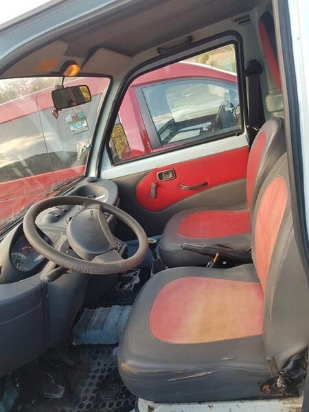 Piaggio Quargo 0.7 D