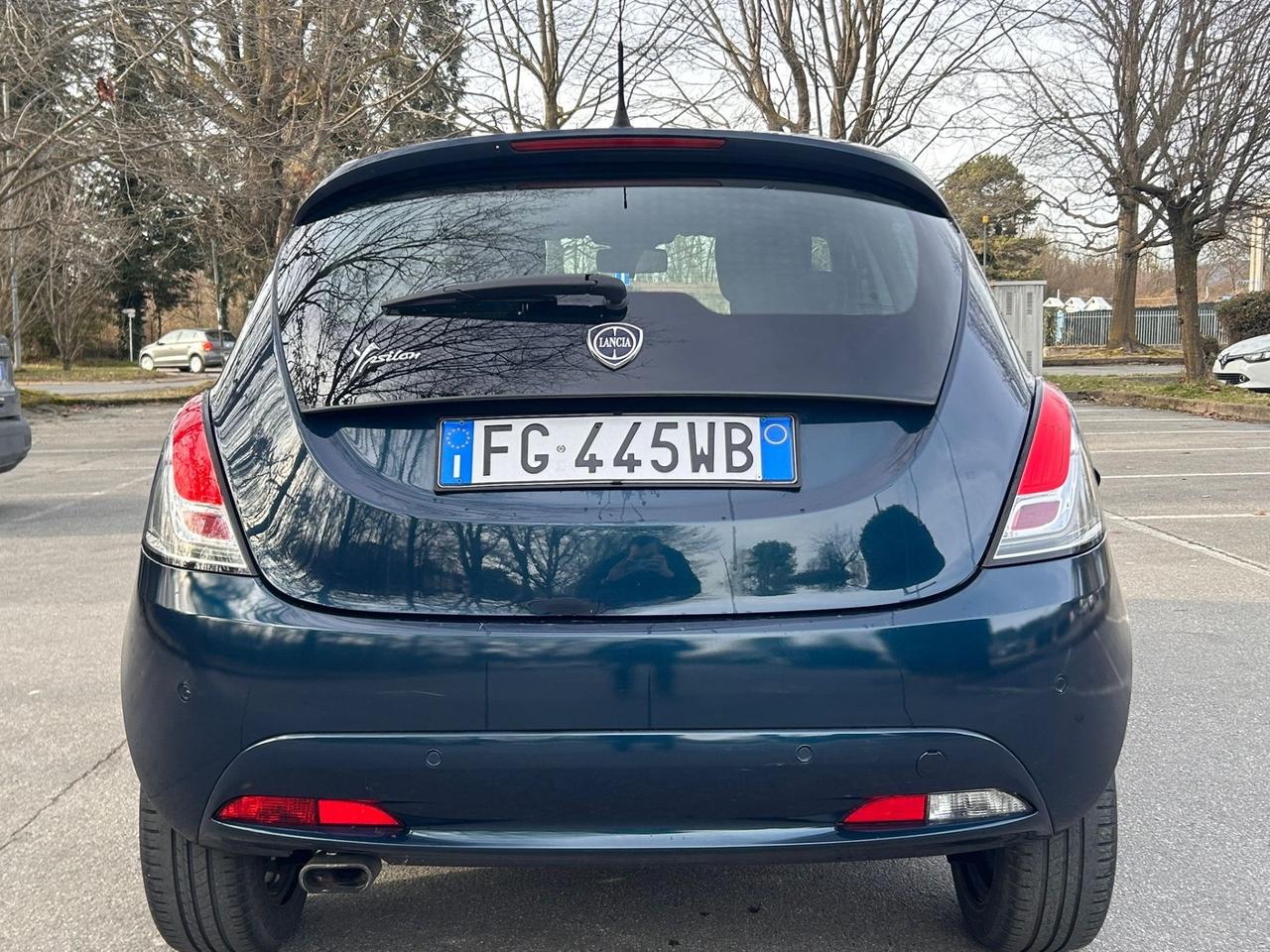 Lancia Ypsilon 1.2 69CV PLATINUM Benzina GPL – 100.000km – OK Neopatentati – Full Optional
