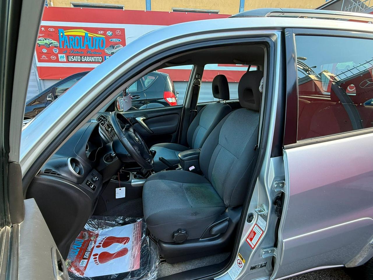 Toyota RAV 4 2.0 D-4D cat 116cv Sol - 2005