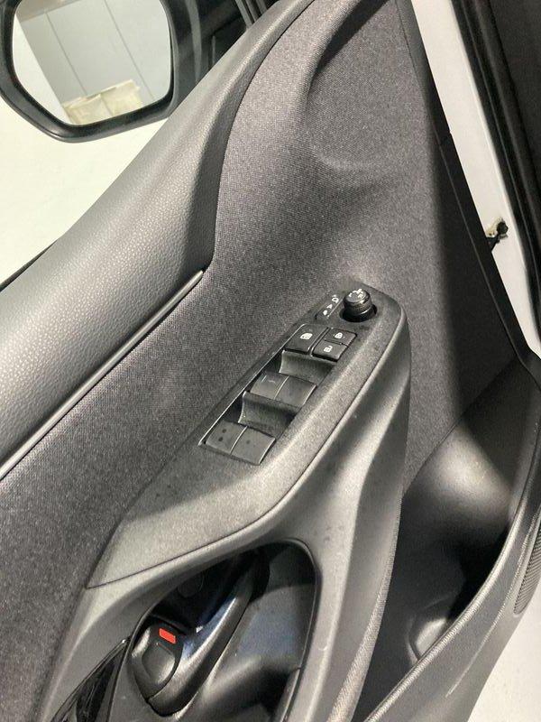 Toyota Yaris Hybrid Style MY22
