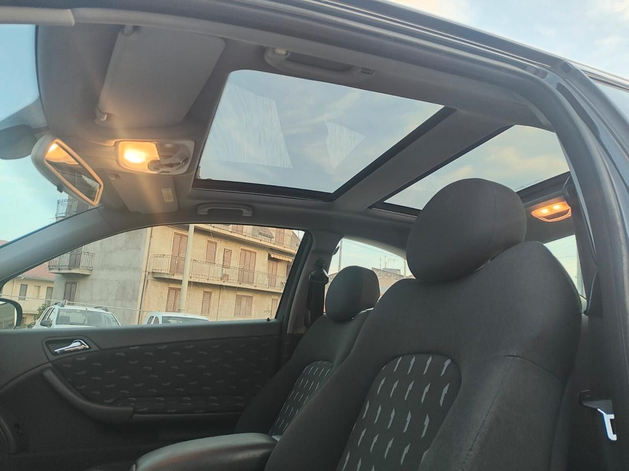 Mercedes-benz C 220 CDI sport coupe 120mila km