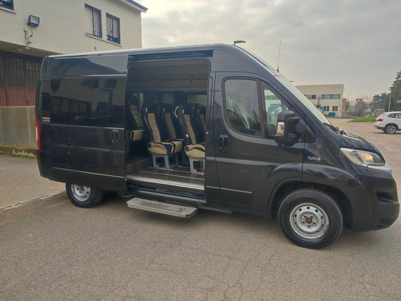 FIAT DUCATO 2018 A METANO 9POSTI PEDANA DISABILI EURO6D NUOVO