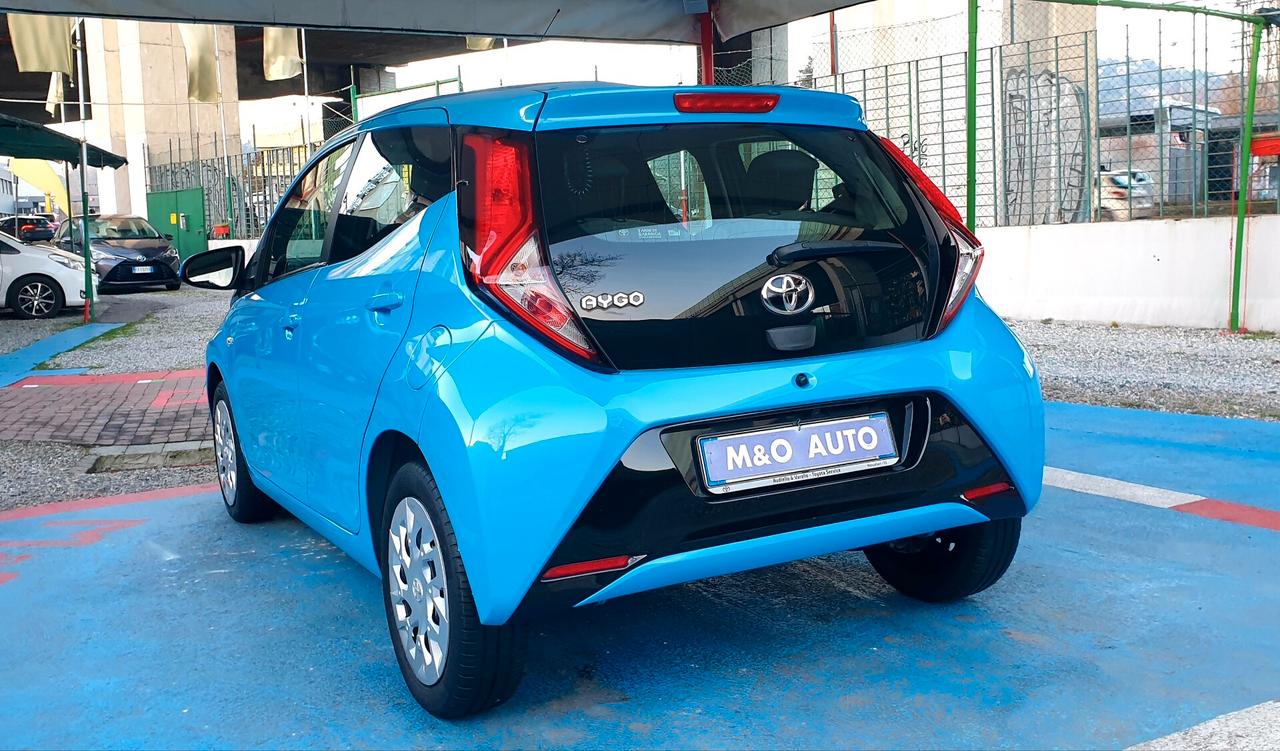 TOYOTA AYGO 1.0 BENZINA ANNO 2019 OK NEOPATENTATI E/6