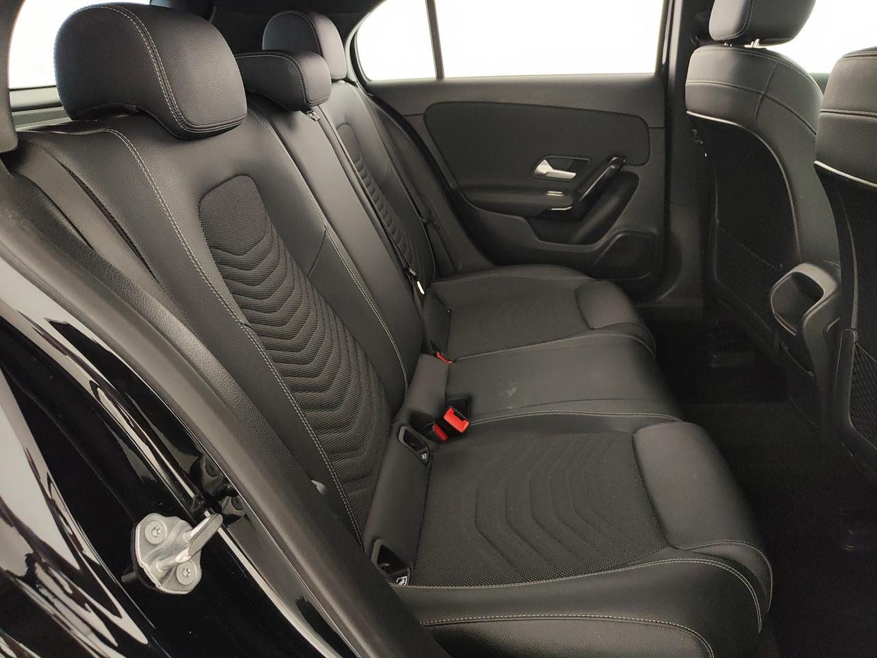 Mercedes-Benz A 180 d Business auto