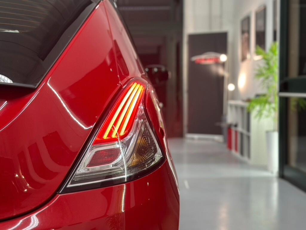 Ypsilon 1.0 FireFly Hybrid Ecochic Aziendale