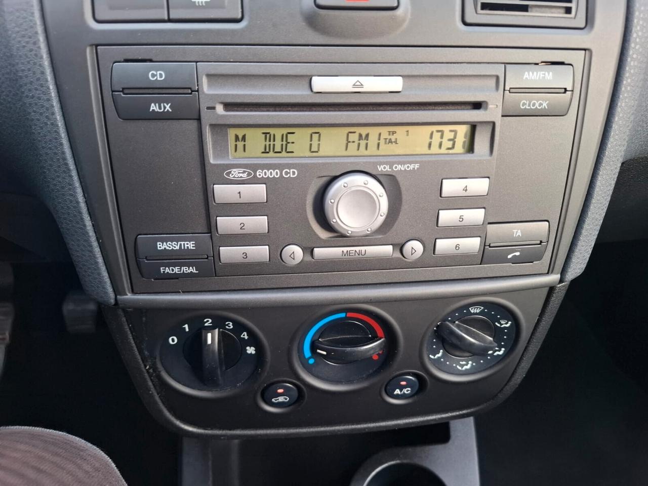 Ford Fiesta 1.4 TDCi 3p. SOLAMENTE 47.000 KM