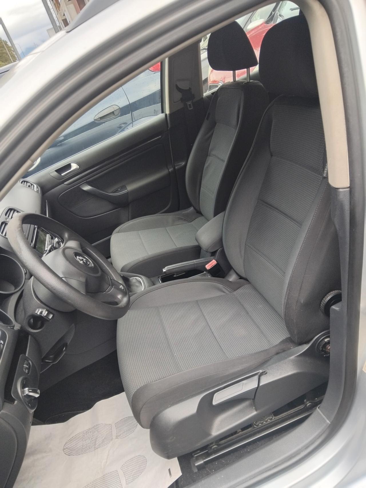 Volkswagen Golf Variant 1.6 TDI DPF Comfortline